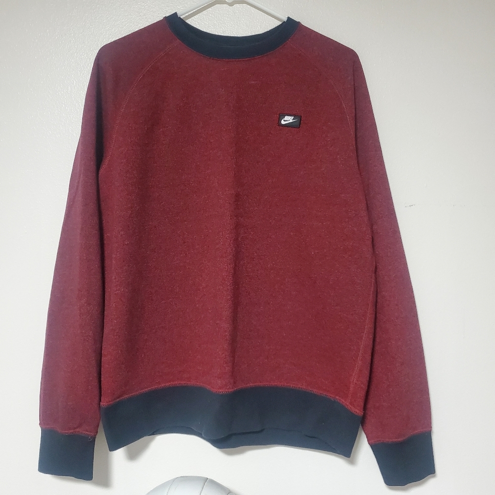 Nike Sweater
